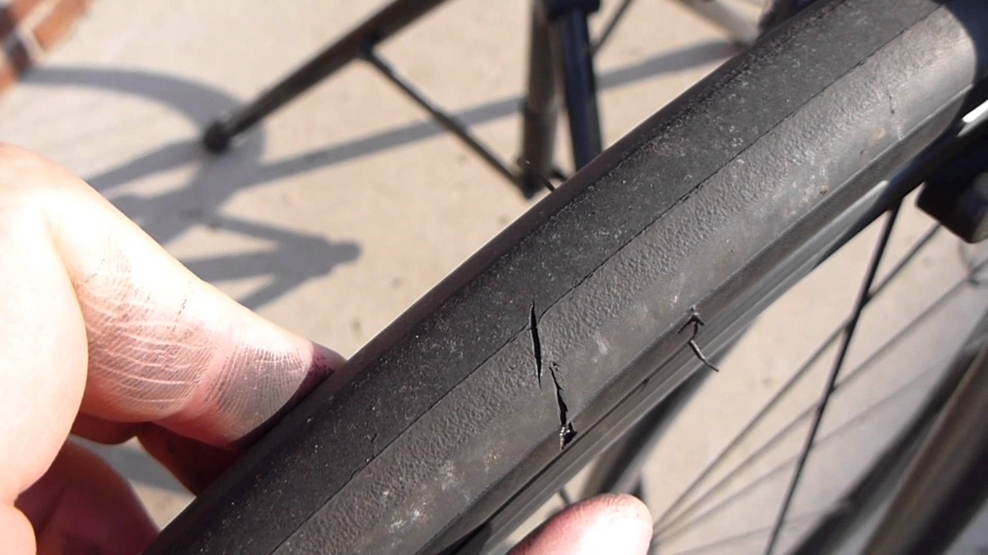 Check your tyres for holes before reinflating for a ride_Shimano. 