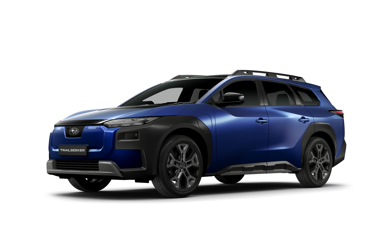 Trailseeker AWD Touring Front Sapphire Blue Pearl