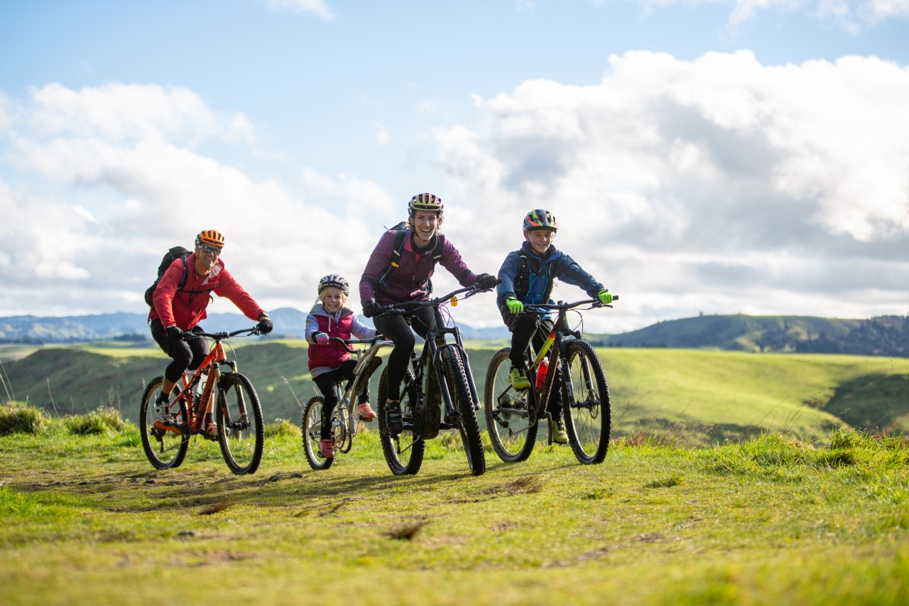 Ohakune Old Coach Road is perfect for beginners or family bike adventures. Ohakune Old Coach Road is perfect for beginners or family bike adventures.
