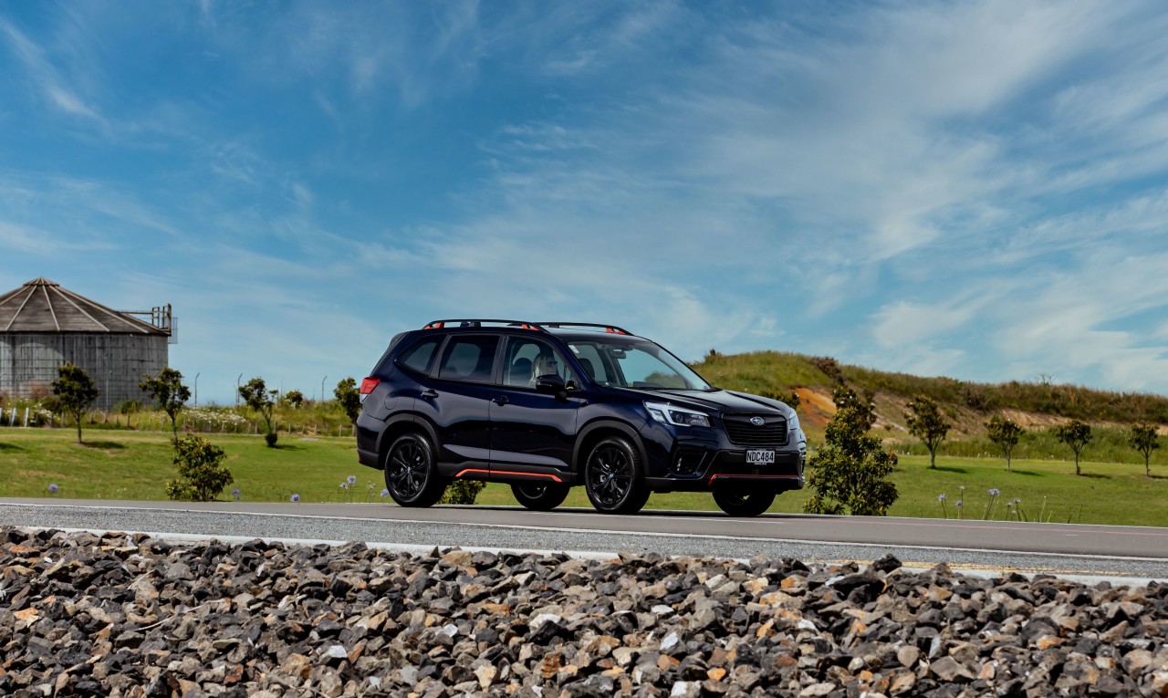 On the exterior the Forester X Sport’s front, side, rear under guard and roof rails all get the orange accent treatment.